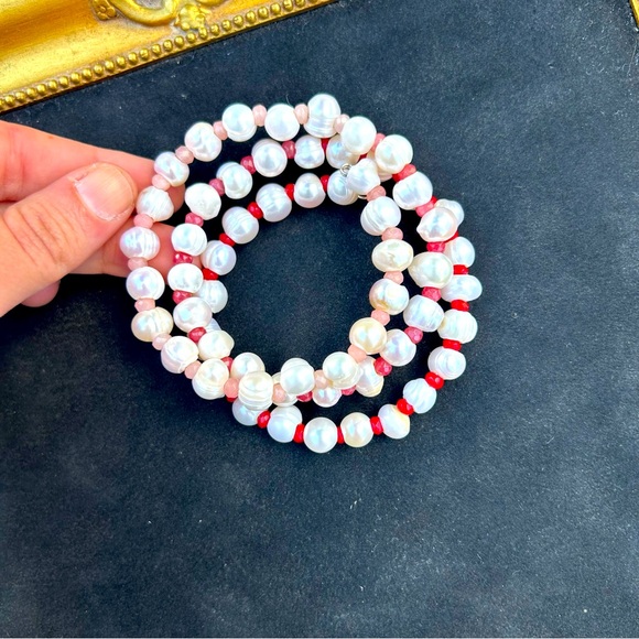 Freshwater Pearl and Rose Quartz Bracelet - Picture 3 of 4